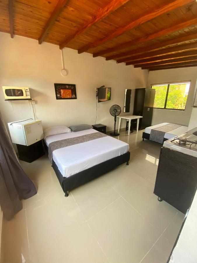 33 Hotel Bulerias 메딜린 외부 사진