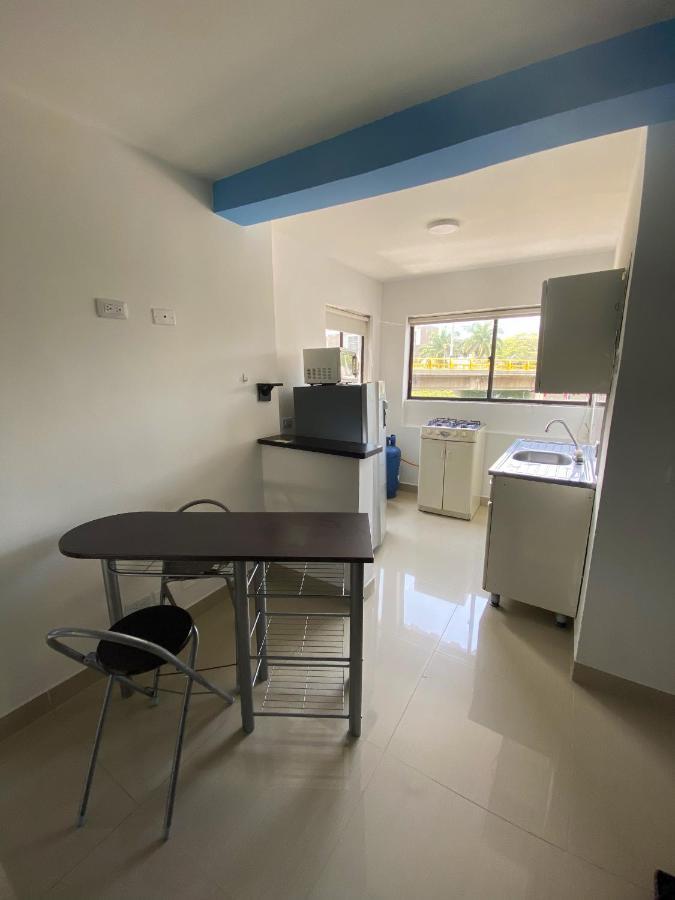 33 Hotel Bulerias 메딜린 외부 사진
