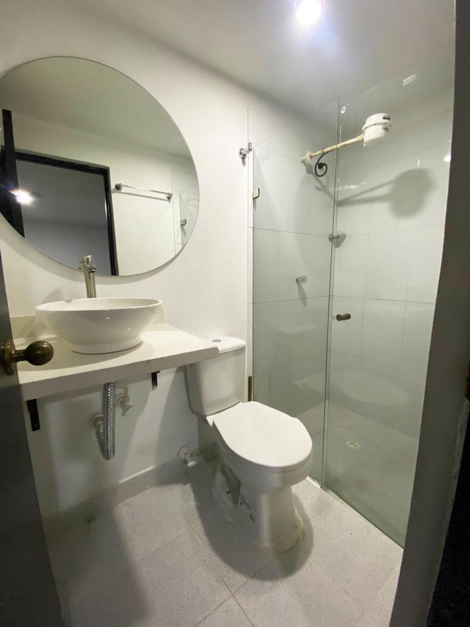 33 Hotel Bulerias 메딜린 외부 사진